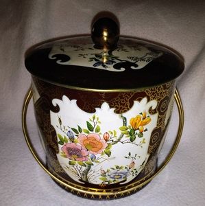 Vintage Floral Gold Scroll Decorative Tin Made In England